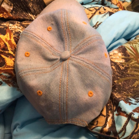 Blue hat - Picture 3 of 3